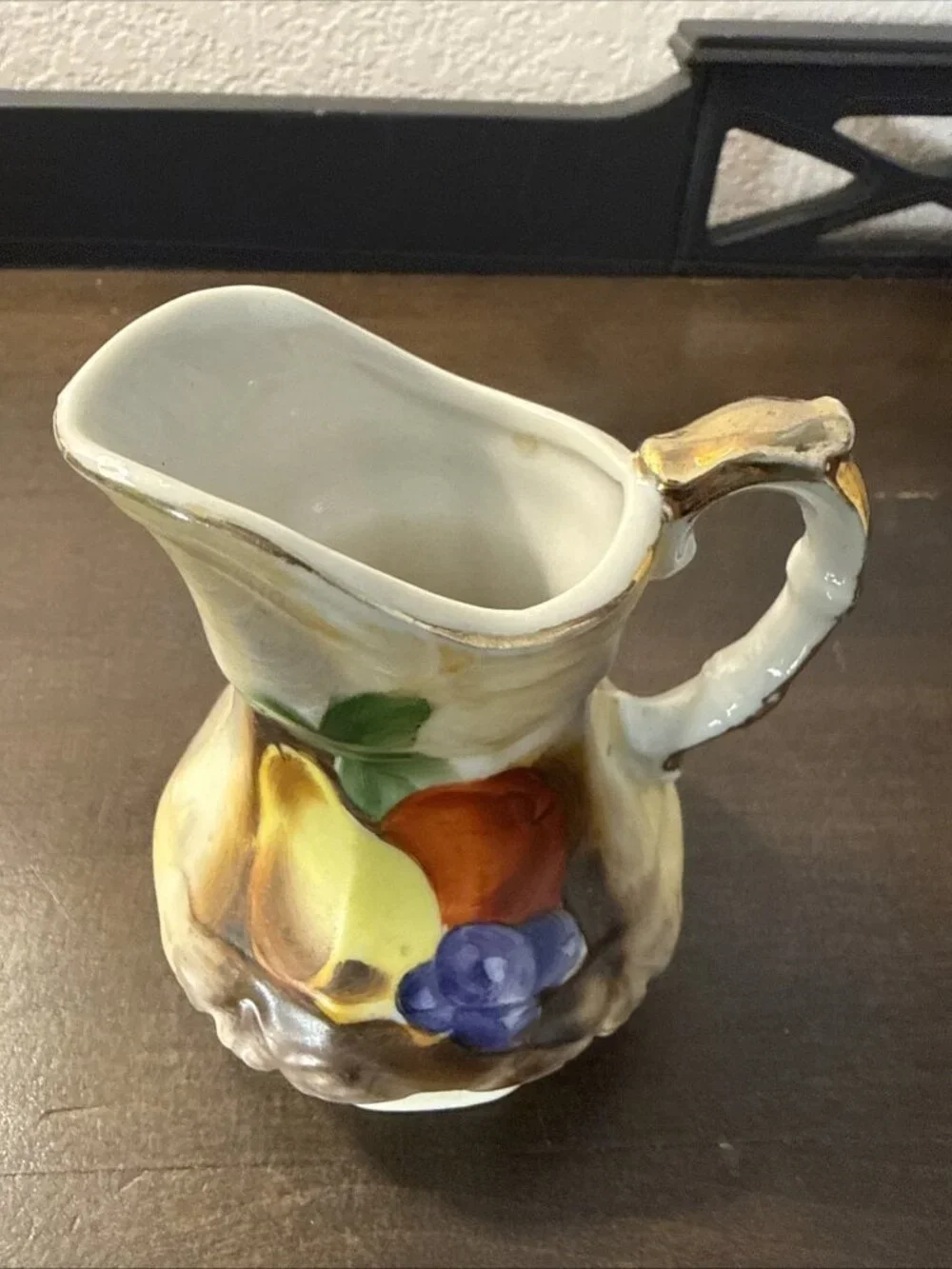 Vintage, Enesco Japan,Pear, Apple, Grapes Sauce & Butter Pat Set With Gold Trim